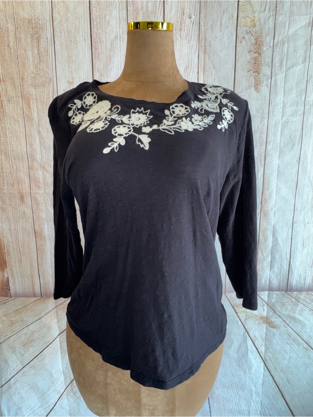 Lucky Brand Black Long Sleeve Slub Knit Tee with White Floral Embroidery XL